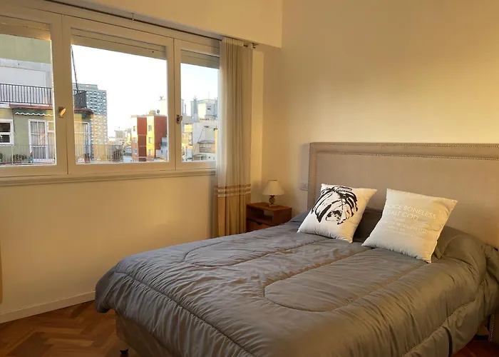 Colon La Madrid Impecable A 100 Metros Hotel Provincial Y Plaza Colon Cochera Opcional