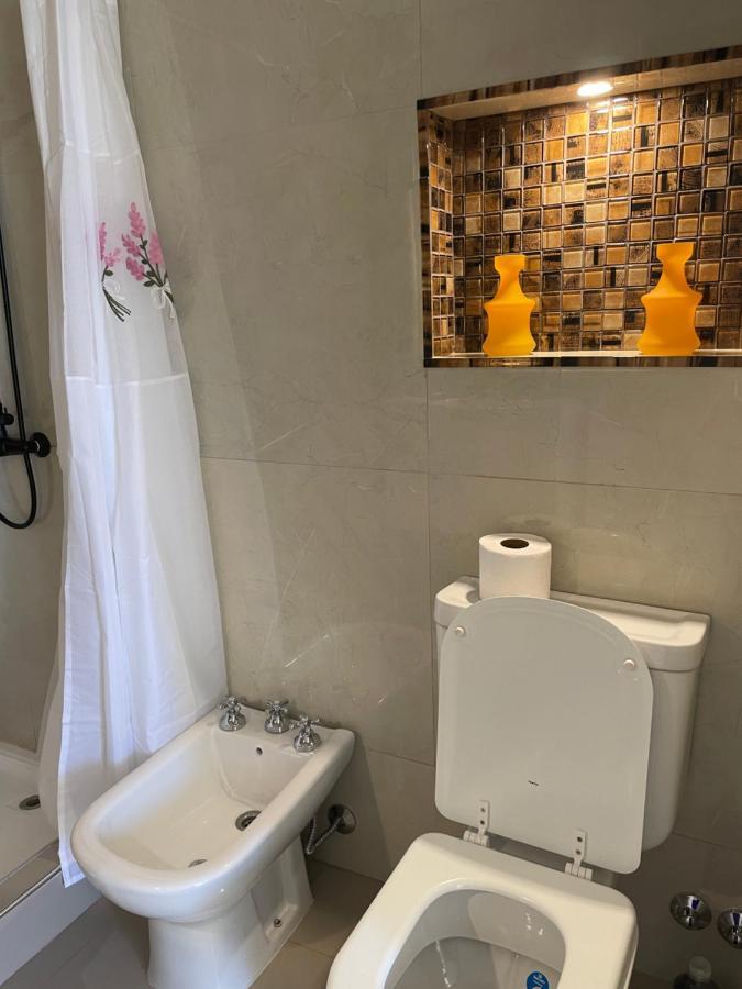Apartment Colon La Madrid Impecable A 100 Metros Provincial Y Plaza Colon Cochera Opcional